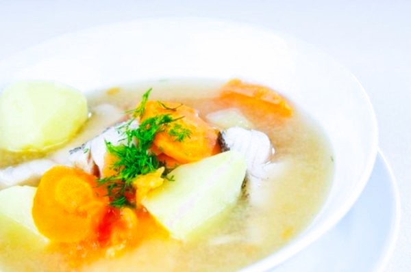 Рибний суп з балтійського оселедця