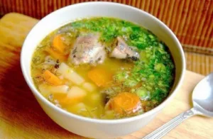 Рыбный суп из консервов сайры