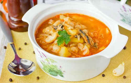 Суп из кильки в томате – рецепт с рисом