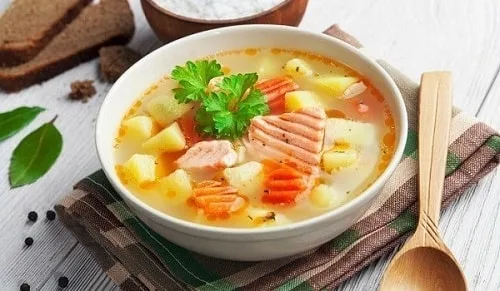 Суп из свежей горбуши с картошкой